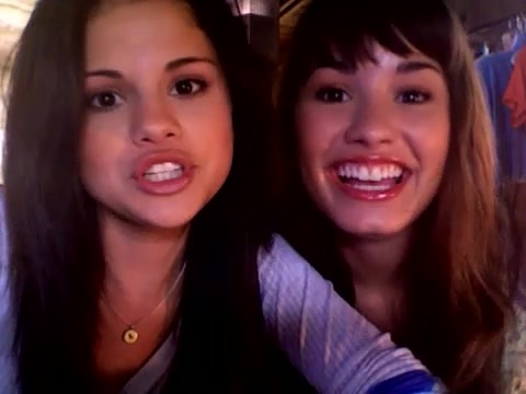 demi and selena response!! 918