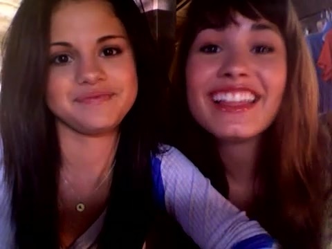 demi and selena response!! 929 - Demilush - Therealdemilovato Youtube Channel Screencaptures - Demi and Selena response Part oo2