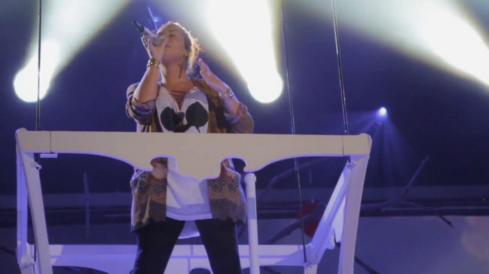 Demi Lovato - A Letter To My Fans 235