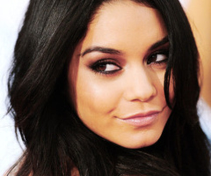  - E-Vanessa Anne Hudgens-E