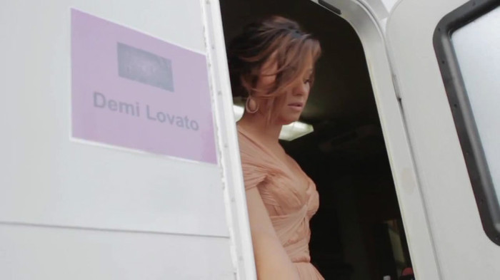 Demi Lovato - A Letter To My Fans 806