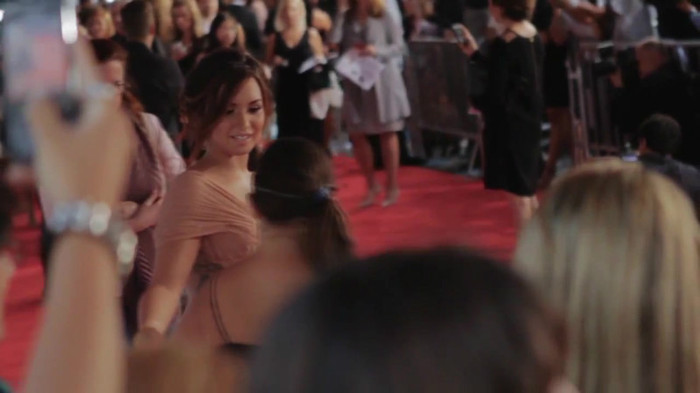 Demi Lovato - A Letter To My Fans 1200