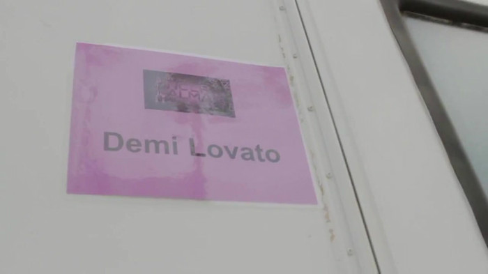 Demi Lovato - A Letter To My Fans 407