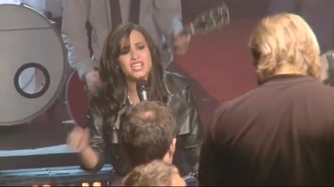 Demi Lovato - Behind the Scenes - Here We Go Again 1048