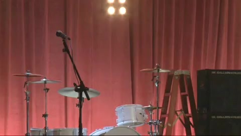 Demi Lovato - Behind the Scenes - Here We Go Again 184