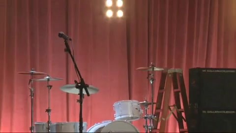 Demi Lovato - Behind the Scenes - Here We Go Again 185