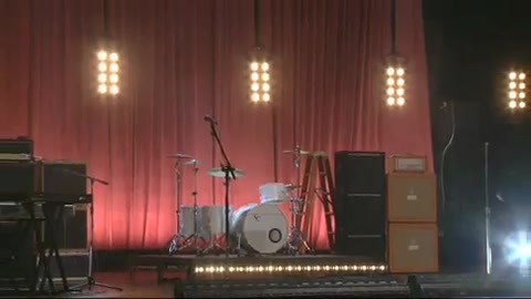 Demi Lovato - Behind the Scenes - Here We Go Again 196