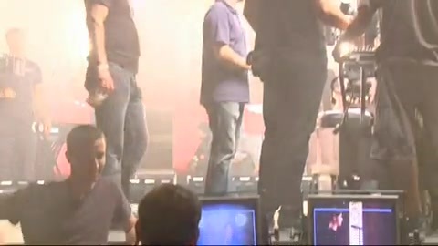 Demi Lovato - Behind the Scenes - Here We Go Again 200