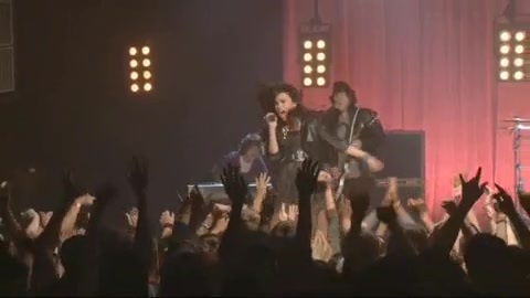 Demi Lovato - Behind the Scenes - Here We Go Again 1141