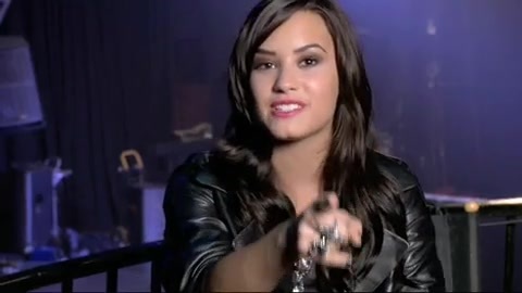 Demi Lovato - Behind the Scenes - Here We Go Again 644