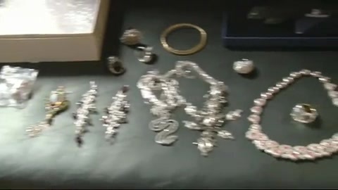 Demi Lovato - Behind the Scenes - Here We Go Again 1642 - Demilush - Behind the Scenes - Here We Go Again - Part oo4