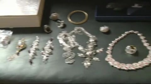 Demi Lovato - Behind the Scenes - Here We Go Again 1643 - Demilush - Behind the Scenes - Here We Go Again - Part oo4