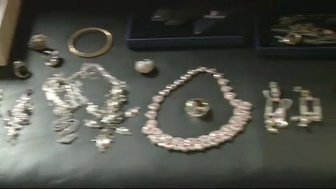 Demi Lovato - Behind the Scenes - Here We Go Again 1650 - Demilush - Behind the Scenes - Here We Go Again - Part oo4