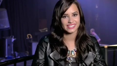 Demi Lovato - Behind the Scenes - Here We Go Again 664