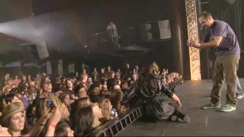 Demi Lovato - Behind the Scenes - Here We Go Again 1175