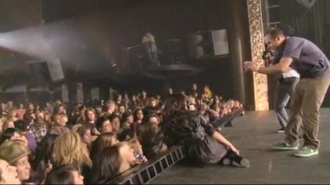 Demi Lovato - Behind the Scenes - Here We Go Again 1189