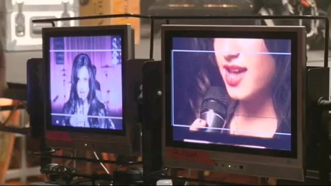 Demi Lovato - Behind the Scenes - Here We Go Again 316