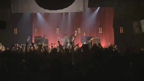 Demi Lovato - Behind the Scenes - Here We Go Again 1191