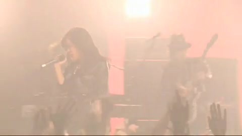 Demi Lovato - Behind the Scenes - Here We Go Again 1681