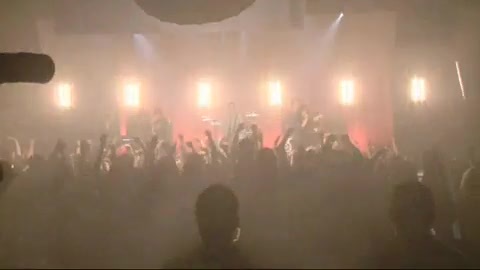 Demi Lovato - Behind the Scenes - Here We Go Again 1198