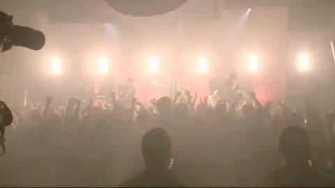 Demi Lovato - Behind the Scenes - Here We Go Again 1201