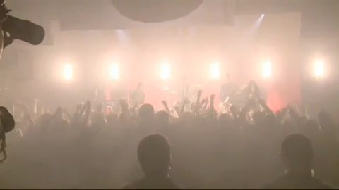 Demi Lovato - Behind the Scenes - Here We Go Again 1205