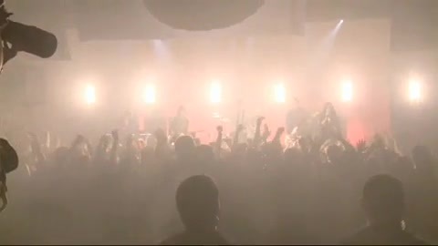 Demi Lovato - Behind the Scenes - Here We Go Again 1206