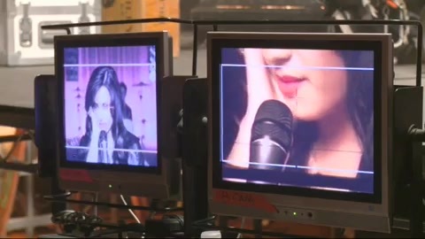 Demi Lovato - Behind the Scenes - Here We Go Again 341