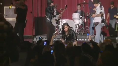 Demi Lovato - Behind the Scenes - Here We Go Again 1214