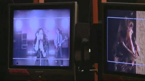 Demi Lovato - Behind the Scenes - Here We Go Again 1706
