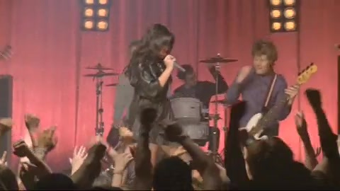 Demi Lovato - Behind the Scenes - Here We Go Again 1731