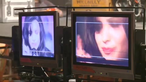 Demi Lovato - Behind the Scenes - Here We Go Again 460