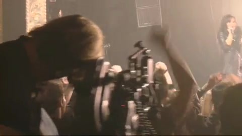 Demi Lovato - Behind the Scenes - Here We Go Again 1806