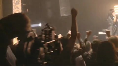 Demi Lovato - Behind the Scenes - Here We Go Again 1810