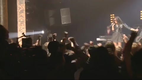 Demi Lovato - Behind the Scenes - Here We Go Again 1817