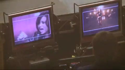 Demi Lovato - Behind the Scenes - Here We Go Again 1843