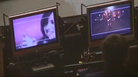 Demi Lovato - Behind the Scenes - Here We Go Again 1847