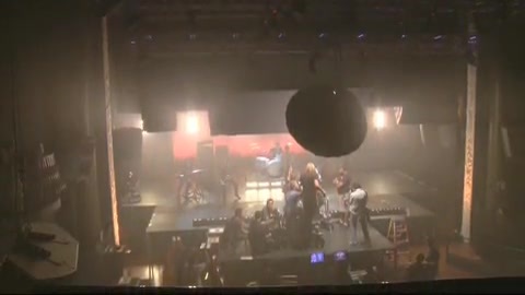 Demi Lovato - Behind the Scenes - Here We Go Again 1356