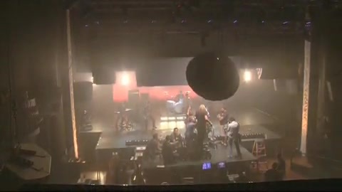 Demi Lovato - Behind the Scenes - Here We Go Again 1358