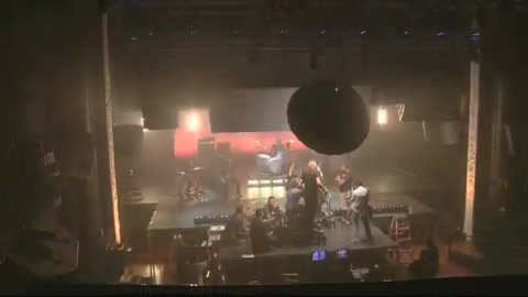 Demi Lovato - Behind the Scenes - Here We Go Again 1359