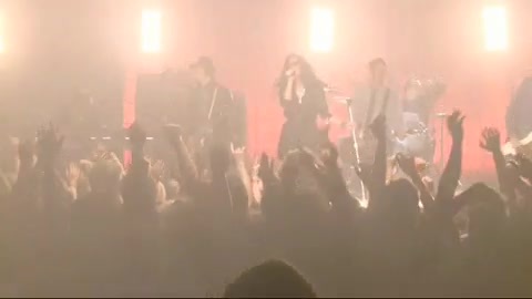 Demi Lovato - Behind the Scenes - Here We Go Again 1383