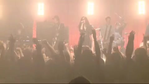 Demi Lovato - Behind the Scenes - Here We Go Again 1384