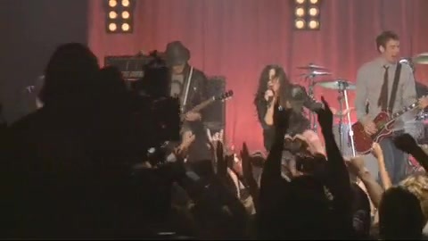 Demi Lovato - Behind the Scenes - Here We Go Again 1395