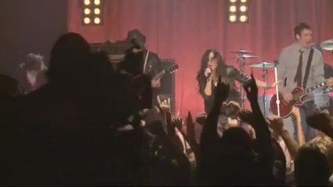 Demi Lovato - Behind the Scenes - Here We Go Again 1396