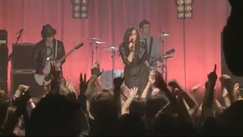 Demi Lovato - Behind the Scenes - Here We Go Again 929