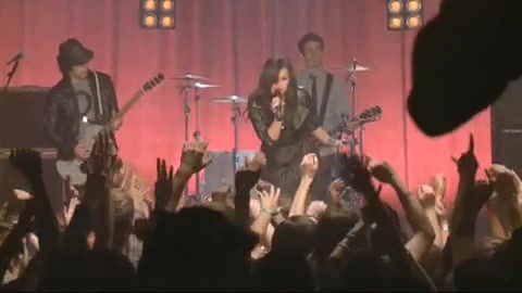 Demi Lovato - Behind the Scenes - Here We Go Again 932