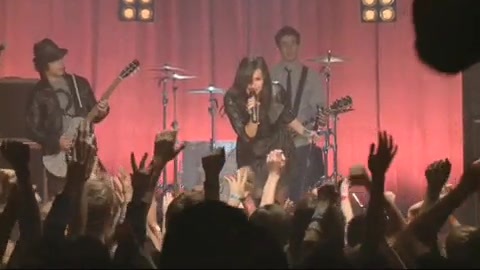 Demi Lovato - Behind the Scenes - Here We Go Again 934