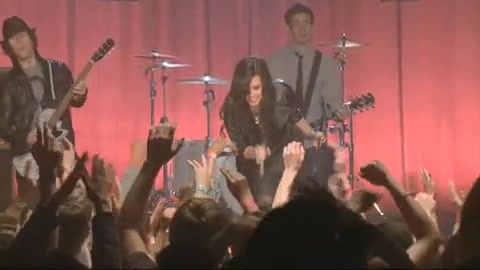 Demi Lovato - Behind the Scenes - Here We Go Again 939
