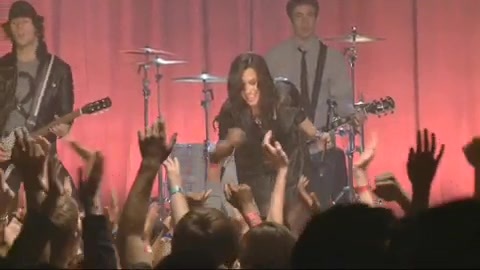 Demi Lovato - Behind the Scenes - Here We Go Again 943