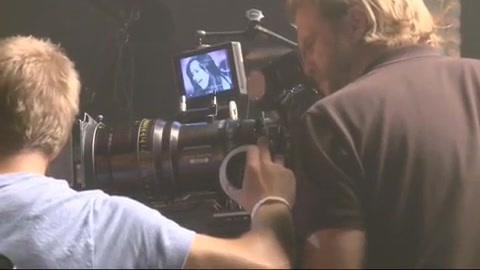 Demi Lovato - Behind the Scenes - Here We Go Again 1962